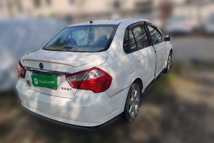 Used Venucia D50 2013 1.6L Automatic Fashion Edition