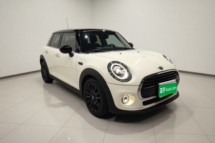 Used MINI MINI 2021 1.5T COOPER Classic Edition Five-Door Version
