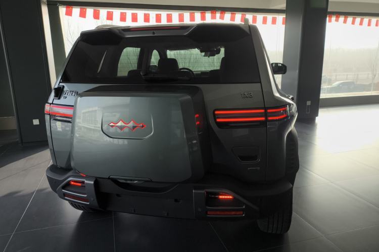 Used Formula Leopard Titanium 3 2025 501 km Range Rear-Wheel Drive Intelligent Driving Pro Version