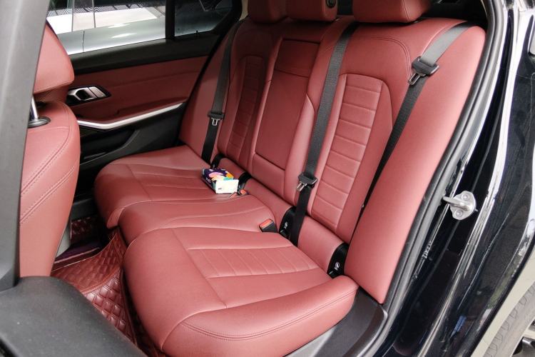 Used BMW 3 Series 2021 325Li M Sport Shadowline Package Left Rear Seat