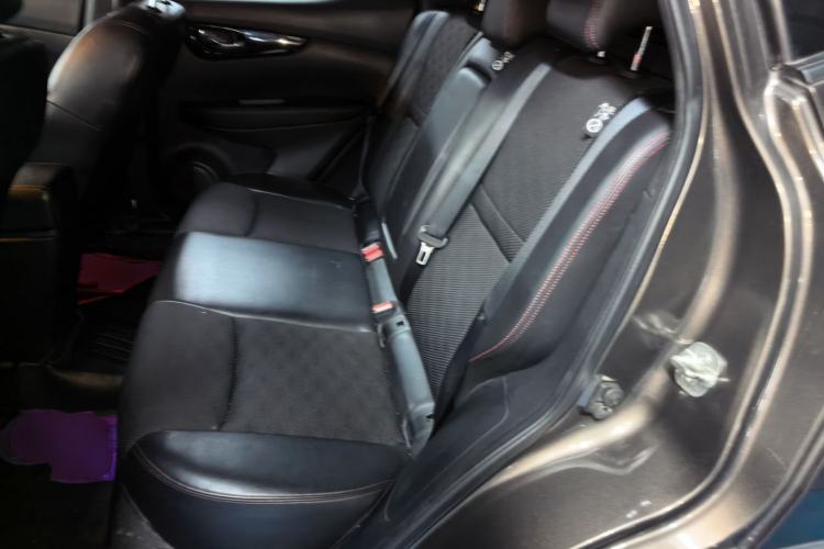 Used Nissan Qashqai 2017 2.0L CVT Luxury Edition China V Standard Left Rear Seat