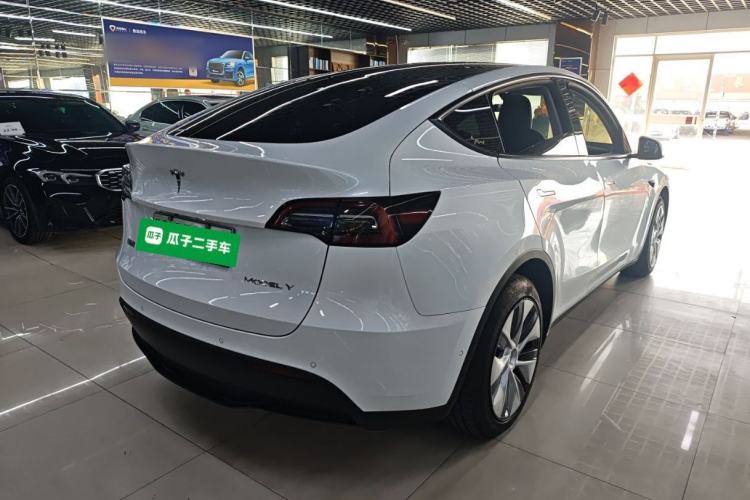 Used Tesla Model Y 2021 Standard Range Rear-Wheel Drive Version Rear Right 45 Deg