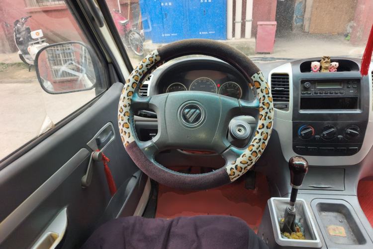 Used Foton Scenic 2014 2.2L Express Standard Long-Wheelbase Low-Roof Version 491EQ4
