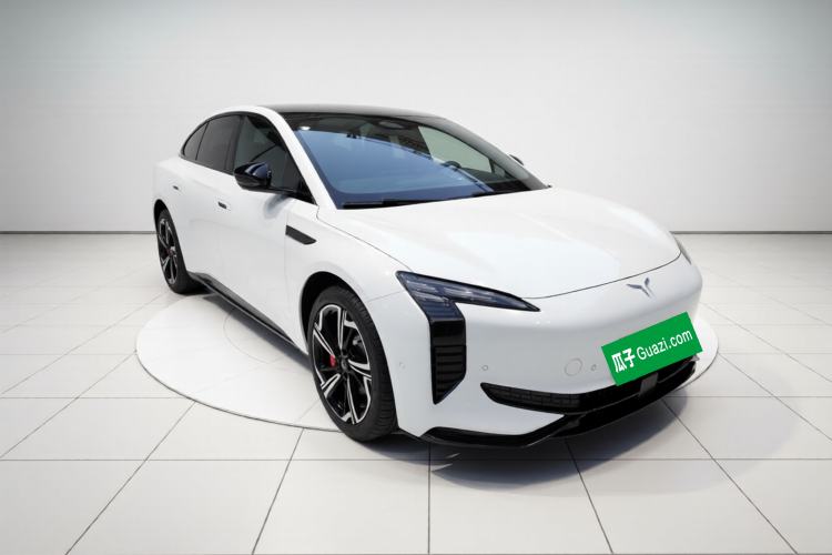 Used Hongqi EH7 2024 760 Pro+ Four-Wheel Drive Version
