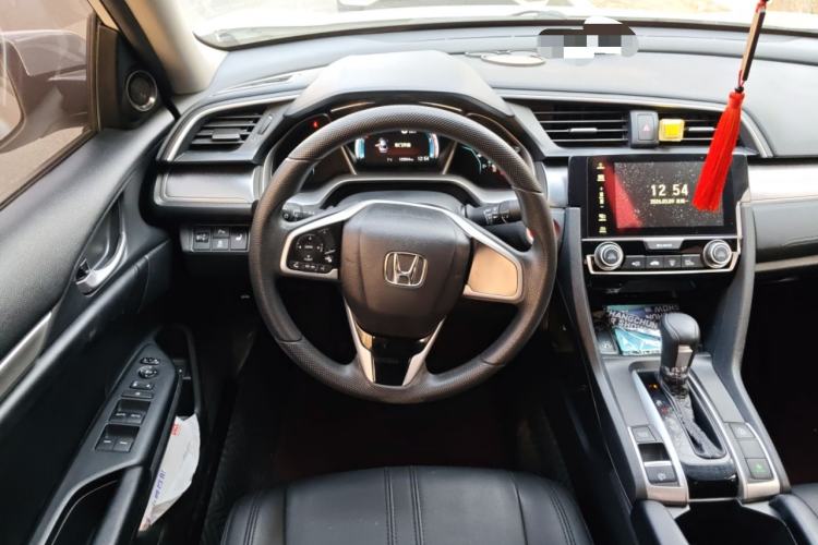 Used Honda Civic 2016 220TURBO CVT Luxury Edition
