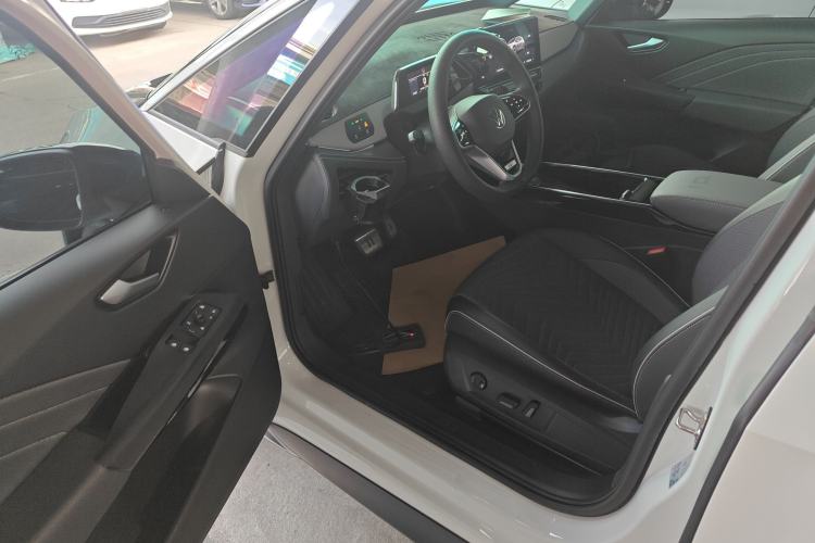 Used Volkswagen ID.3 2024 Outstanding Edition
