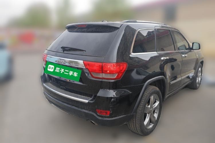 Used Jeep Grand Cherokee 2011 5.7L Flagship Navigation Edition
