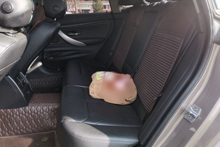 Used BMW 3 Series GT 2013 320i Leading Model Left Rear Seat