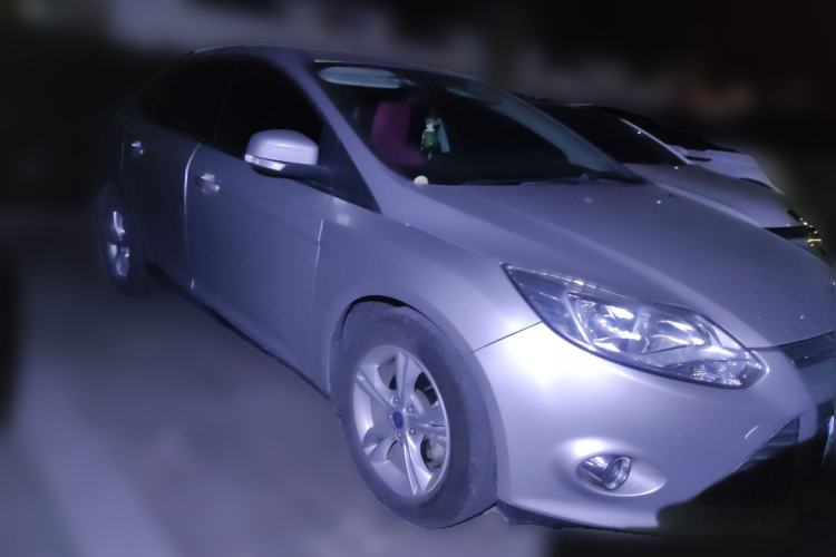 Used Ford Focus 2012 Sedan 1.6L Automatic Fashion Edition