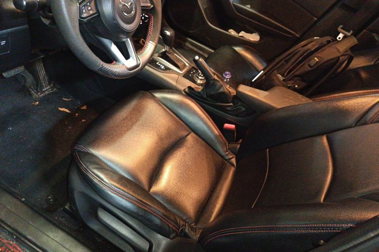 Used Mazda 3 Axela 2017 Sedan 1.5L Automatic Comfort Model Emission Standard China V