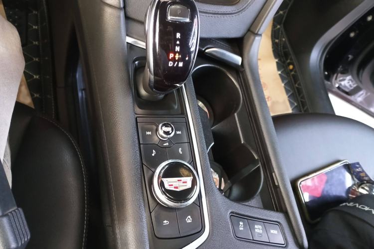 Used Cadillac XT6 2021 2.0T 6-Seater Two-Wheel Drive Luxury Version
