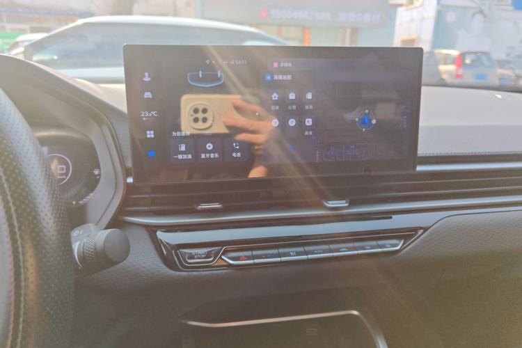 Used Geely Auto Emgrand 2025 4th Generation 1.5L CVT Longteng Edition Audio And AC Panel