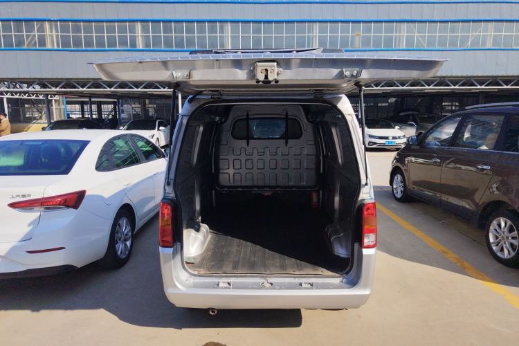 Used Wuling Zhiguang 2023 1.5L Utility Version with Enclosed Windows 2 Seats
