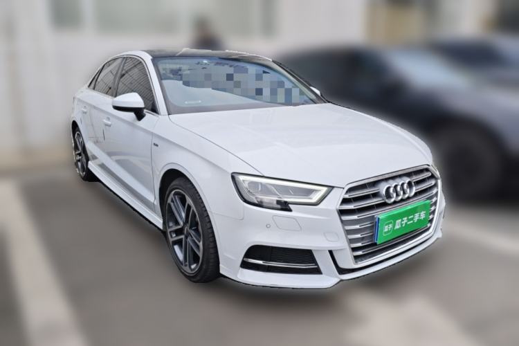 Used Audi A3 2020 Limousine 35 TFSI Sporty Version China VI Front Right 45 Deg