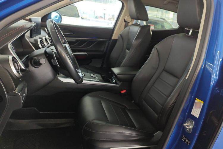 Used Wey VV5 2017 2.0T Ultra-Luxury Version
