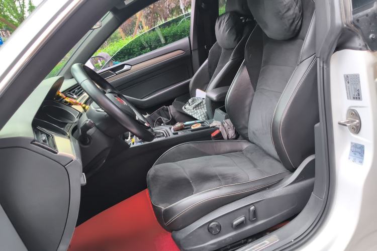 Used Volkswagen FAW-Volkswagen CC 2020 330TSI Huayan Edition China VI Standard Left Front Seat