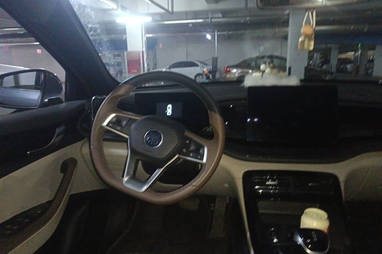 Used BYD Qin PLUS 2024 HONOR Edition DM-i 55KM Leading Model
