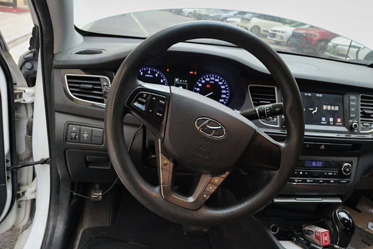 Used Hyundai Mistra 2016 1.8L Automatic Smart GLS Steering Wheel