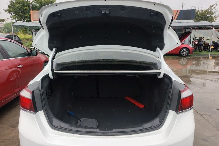 Used Chevrolet Cruze 2015 1.5L Automatic Luxury Edition Trunk