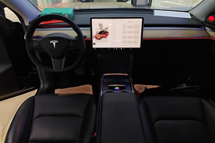 Used Tesla Model Y 2022 Rear-Wheel-Drive Version Center Console