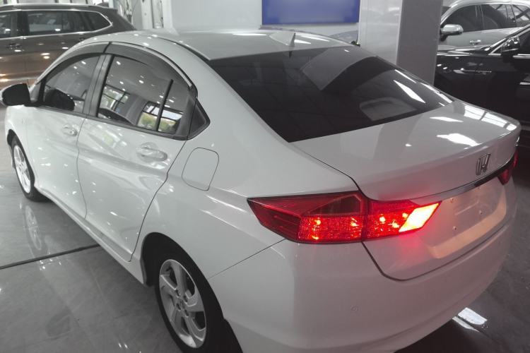 Used Honda City 2015 1.5L CVT Luxury Edition
