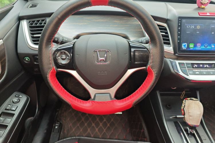 Used Honda Jade 2017 1.8L automatic Comfort version 5 seats Steering Wheel