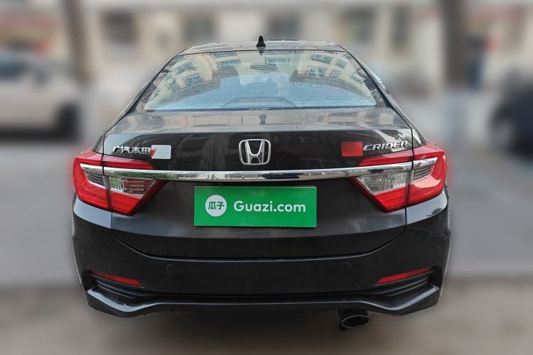 Used Honda Crider 2015 1.8L automatic luxury edition
