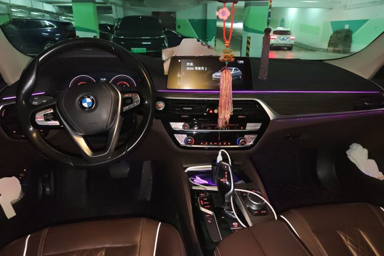 Used BMW 5 Series New Energy 2019 Updated Version 530Le Luxury Package Center Console