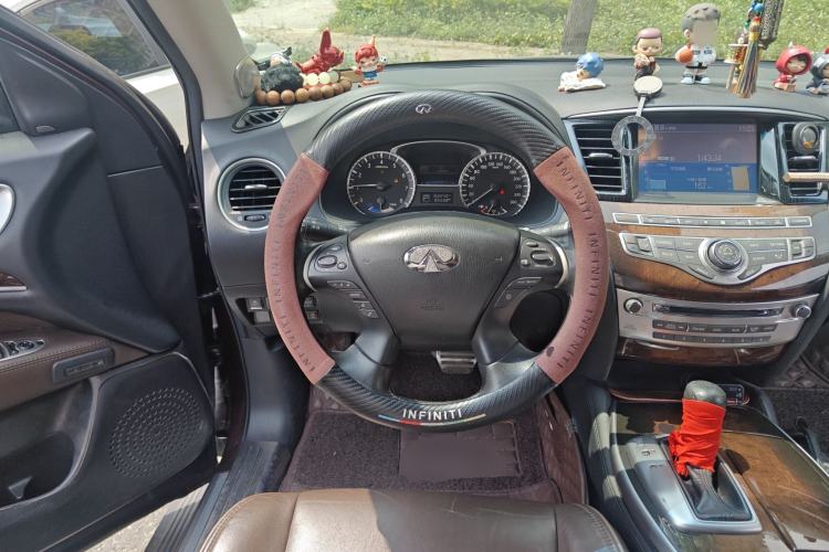 Used Infiniti QX60 2014 2.5 S/C Hybrid All-Wheel-Drive Versatile Edition Steering Wheel