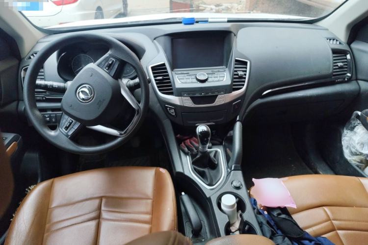 Used Dongfeng Fengdu MX5 2016 2.0L Manual Elite Edition
