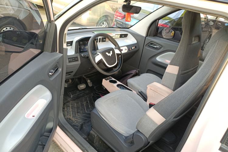 Used Wuling Hongguang MINIEV 2021 Macaron Premium Model – Lithium Iron Phosphate
