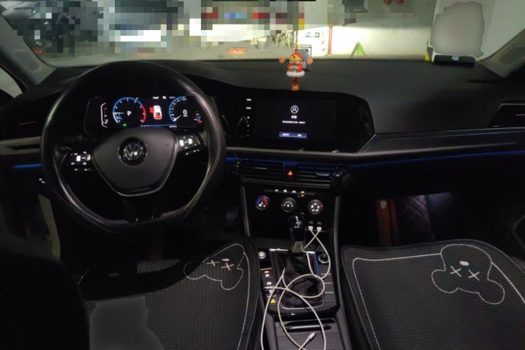 Used Volkswagen Sagitar 2022 280TSI DSG Excellence Edition Center Console