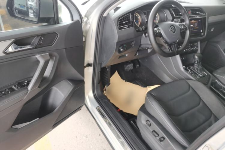 Used Volkswagen Tiguan L 2021 330TSI Automatic Two-Wheel Drive Smart Edition Driver Seat