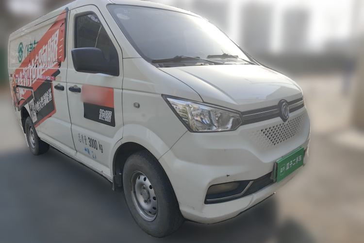 Used Dongfeng Yufeng EM26 2023 Standard Edition 41.472 kWh Henan Lithium Power Front Right 45 Deg