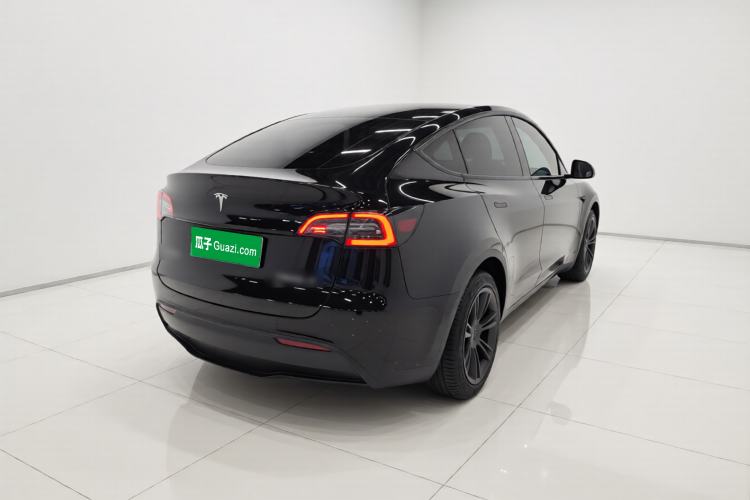 Used Tesla Model Y 2021 Long-Range All-Wheel-Drive Version