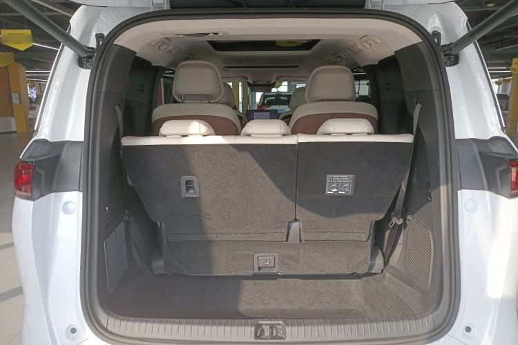 Used BYD Xia 2025 DM-i 1.5T 180km Excellence Model
