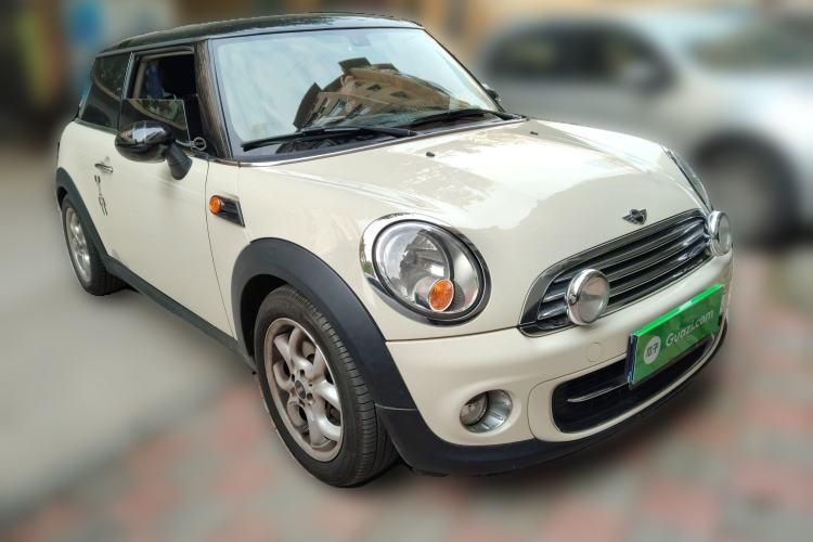 Used MINI MINI 2011 1.6L COOPER Fun
