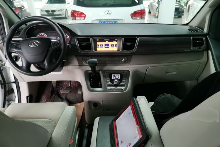 Used SAIC MAXUS G10 2018 PLUS 2.0T Automatic Smart Edition
