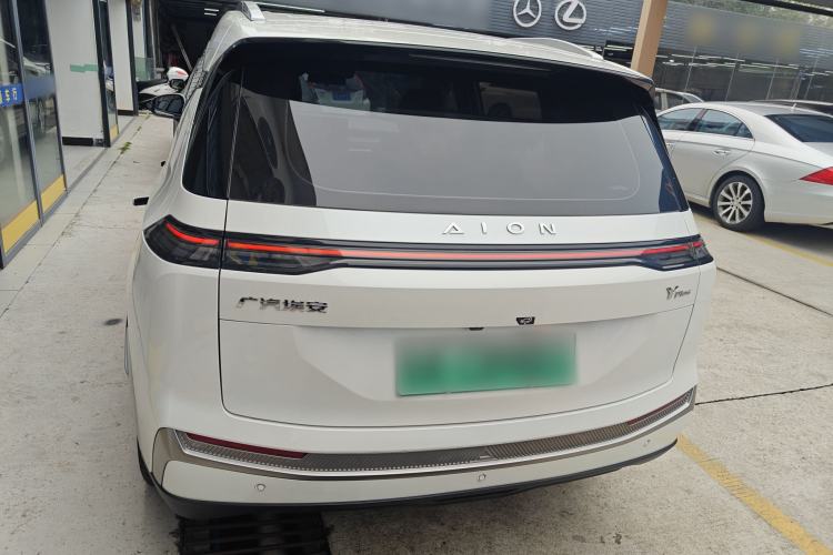 Used AION Y 2023 Younger