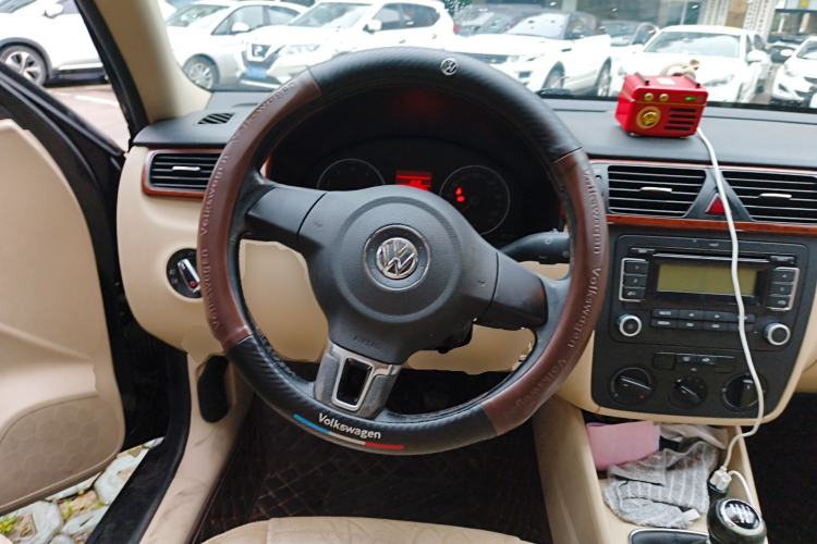 Used Volkswagen Bora 2012 1.6L Manual Comfort Model
