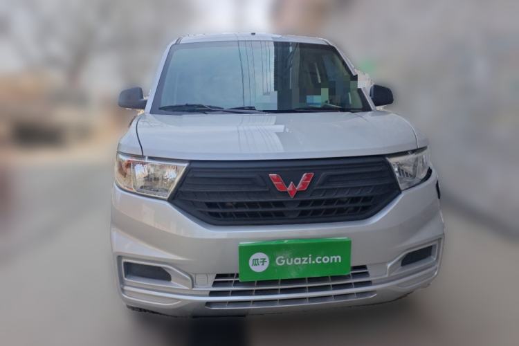 Used Wuling Hongguang V 2022 1.5L Jingqu Edition Enclosed-Window Vehicle with Hydraulic Power Steering LAR Front