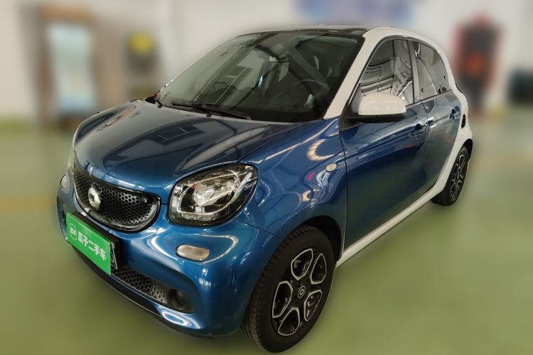 Used smart forfour 2018 0.9T 66 kW Pioneer Edition