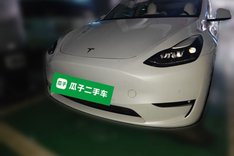 Used Tesla Model Y 2021 Long-Range All-Wheel-Drive Version 3D7 Front