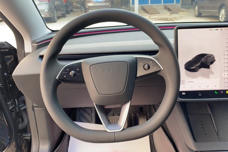 Used Tesla Model 3 2025 Rear-Wheel-Drive Version
