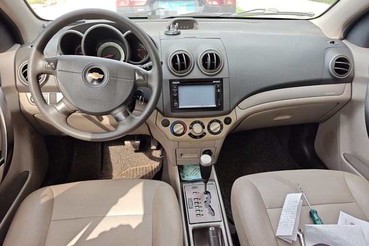 Used Chevrolet Lova 2010 1.4 AT Fashion Edition