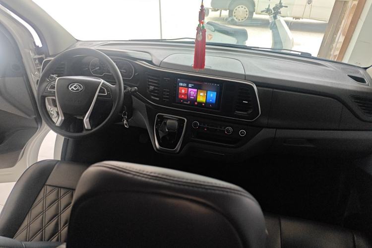 Used SAIC MAXUS Xintu V80 2021 2.0T PLUS AMT City Edition Short Wheelbase Ultra-Low Roof—7/8/9-Seater
