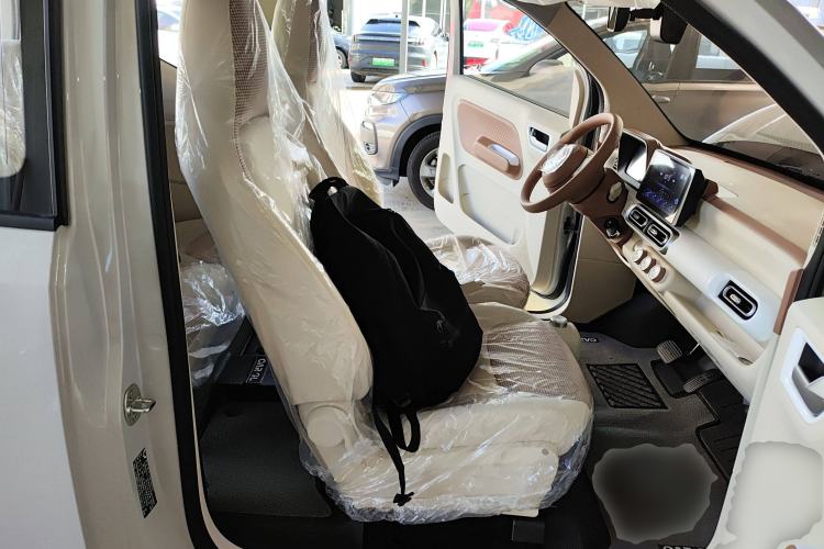 Used Wuling Hongguang MINIEV 2024 3rd Generation 215km Youth Edition