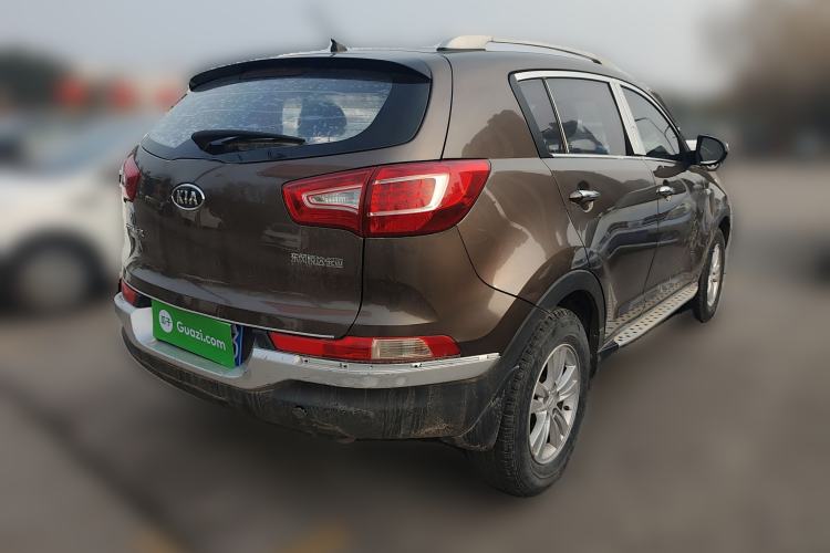 Used Kia Sportage R 2012 2.0L Manual Two-Wheel Drive GL Trim
