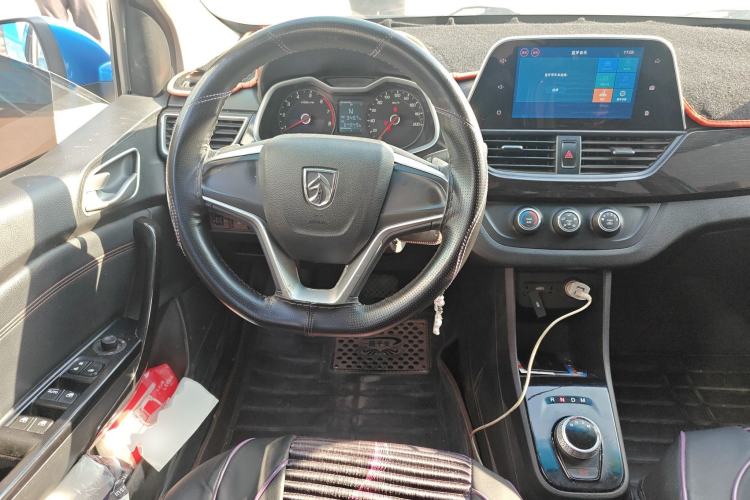 Used Baojun 310 2017 1.5L Automatic Fashion Model
