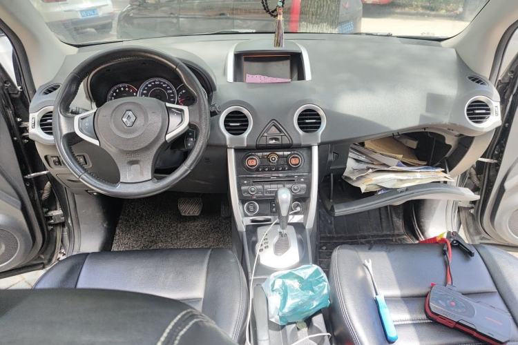 Used Renault Koleos 2014 2.0L Two-Wheel Drive Fashion Edition
